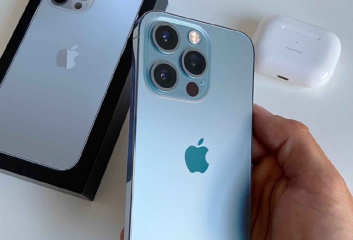 Скільки треба працювати, щоб купити iPhone 13 Pro