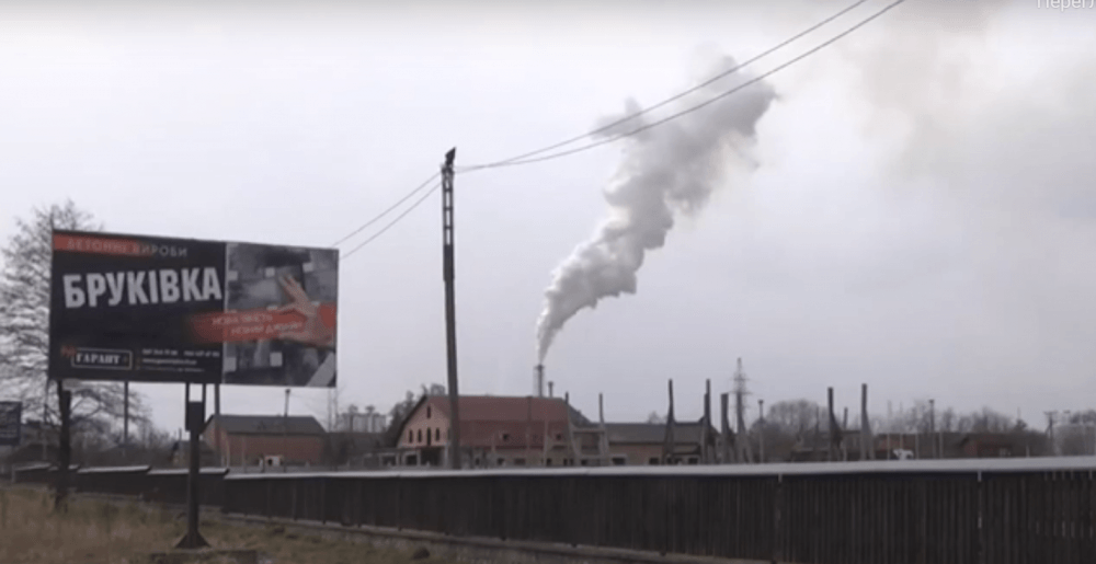 650 підписів зібрали за день проти нової лінії підготовки смоли для деревообробного підприємства під Калушем (ФОТО)