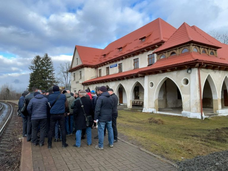 Стартувала реконструкція залізничної станції «Татарів». Зміну назви обговорять на громадських слуханнях (ФОТО)
