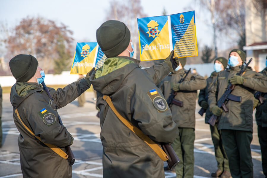 У Франківську гвардійці з різних областей склали присягу (ФОТО)