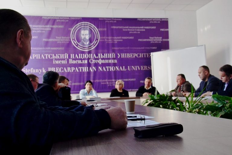 Науковці Прикарпатського університету опікуватимуться розвитком і збереженням Покуття