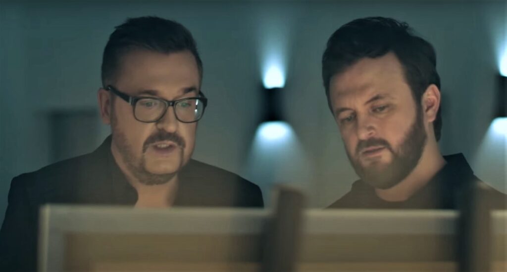 Пономарьов та DziDzio чуттєво заспівали про любовний трикутник (ВІДЕО)
