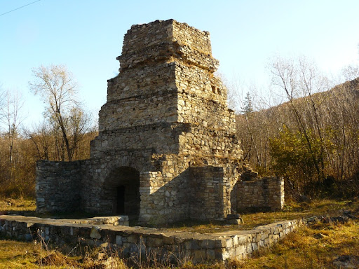 На Калущині очистили унікальну ангелівську доменну піч 1810 року (ФОТО)