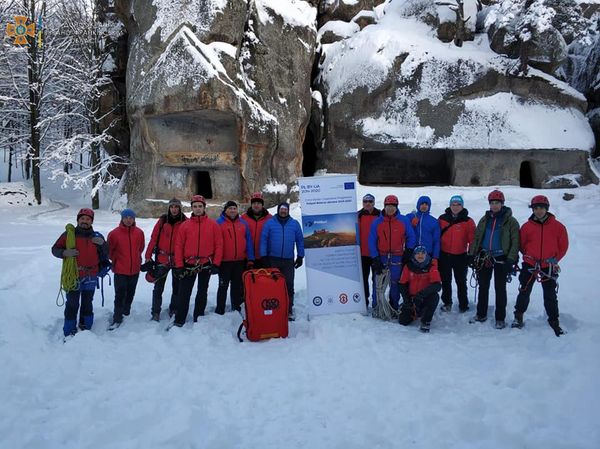 Як на Прикапатті місцеві та польські гірські рятувальники людей вчилися рятувати (ФОТО)