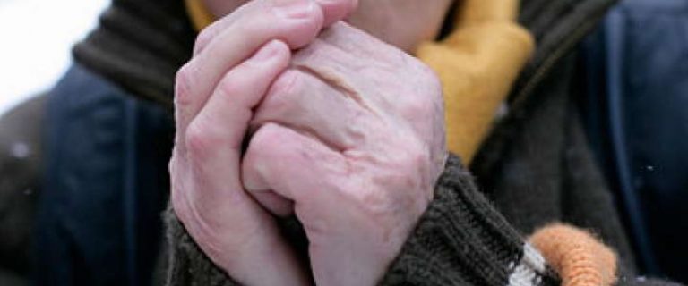 У Калуську ЦРЛ госпіталізували чоловіка з обмороженням рук і ніг