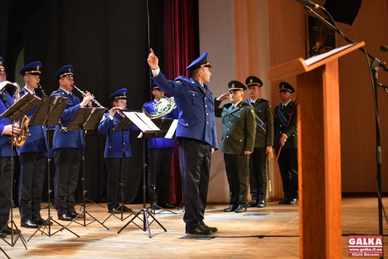 Франківські нацгвардійці відзначають 30-ту річницю створення військової частини (ФОТОРЕПОРТАЖ)