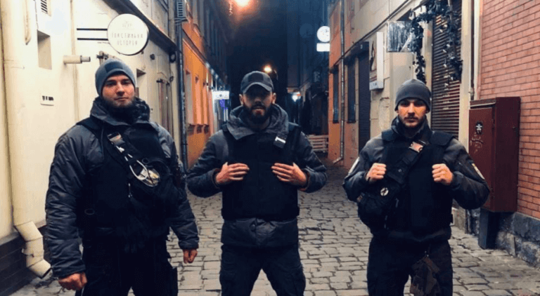 Муніципали посилили патрулювання на новорічно-різдвяні свята (ФОТО)