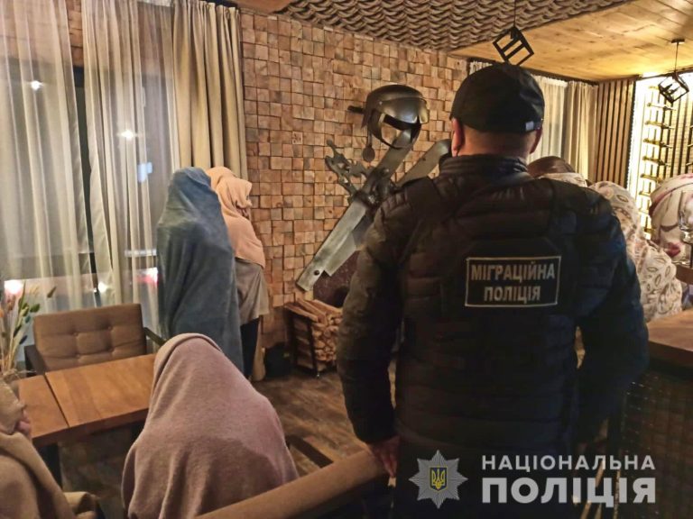 Черговий бордель викрили на Прикарпатті (ФОТО, ВІДЕО)