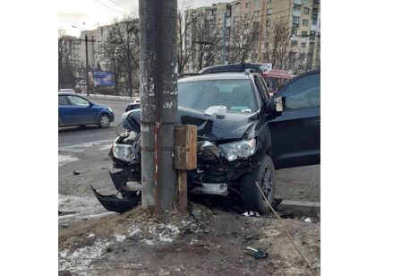 У патрульній поліції розповіли, хто винен у ранковій масштабній ДТП у Пасічній (ФОТО)