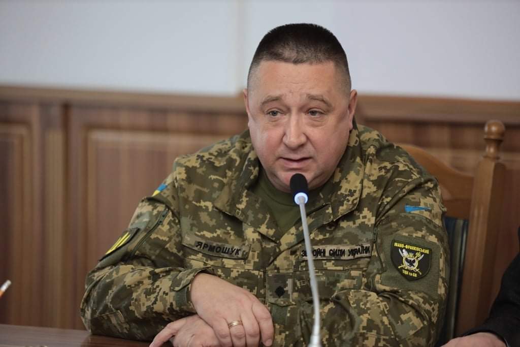 Військовозобов’язаних прикарпатців закликають прийти у центри комплектування та соціальної підтримки