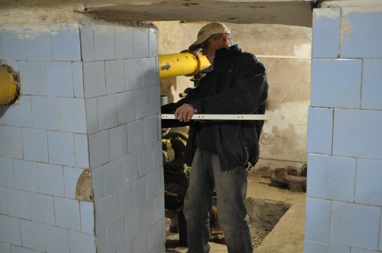 Протирадіаційне укриття ремонтують у франківському медуніверситеті (ФОТО)