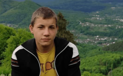 Поліція розшукала 17-річного прикарпатця, який вчора ввечері вийшов з дому та зник (ФОТО, ОНОВЛЕНО)
