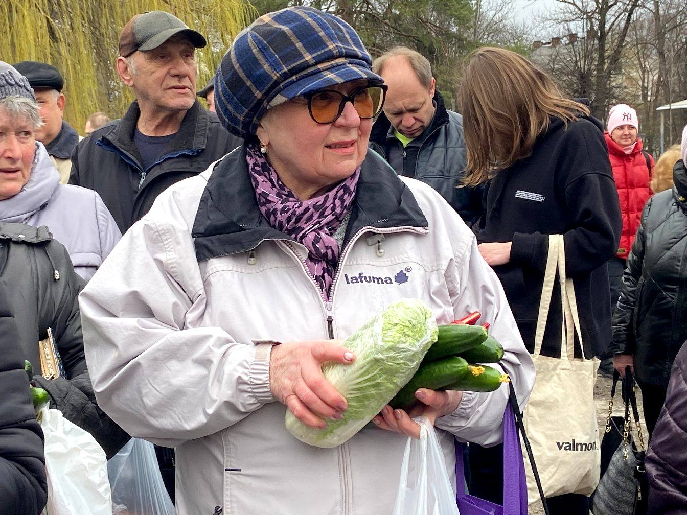 Марцінків похвалився продуктовим ярмарком. Франківці торговицю розкритикували