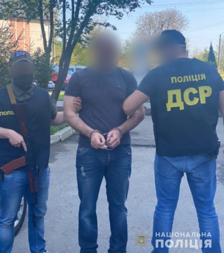 В Івано-Франківській області поліцейські затримали «вора в законі» з санкційного списку РНБО
