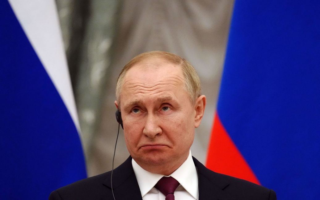 Рак і хвороба Паркінсона: путін готується йти “під ніж” і вже призначив наступника — ЗМІ
