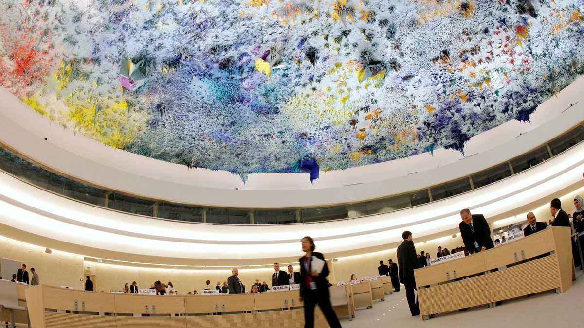 Рада ООН з прав людини почала розслідування злочинів РФ в Україні