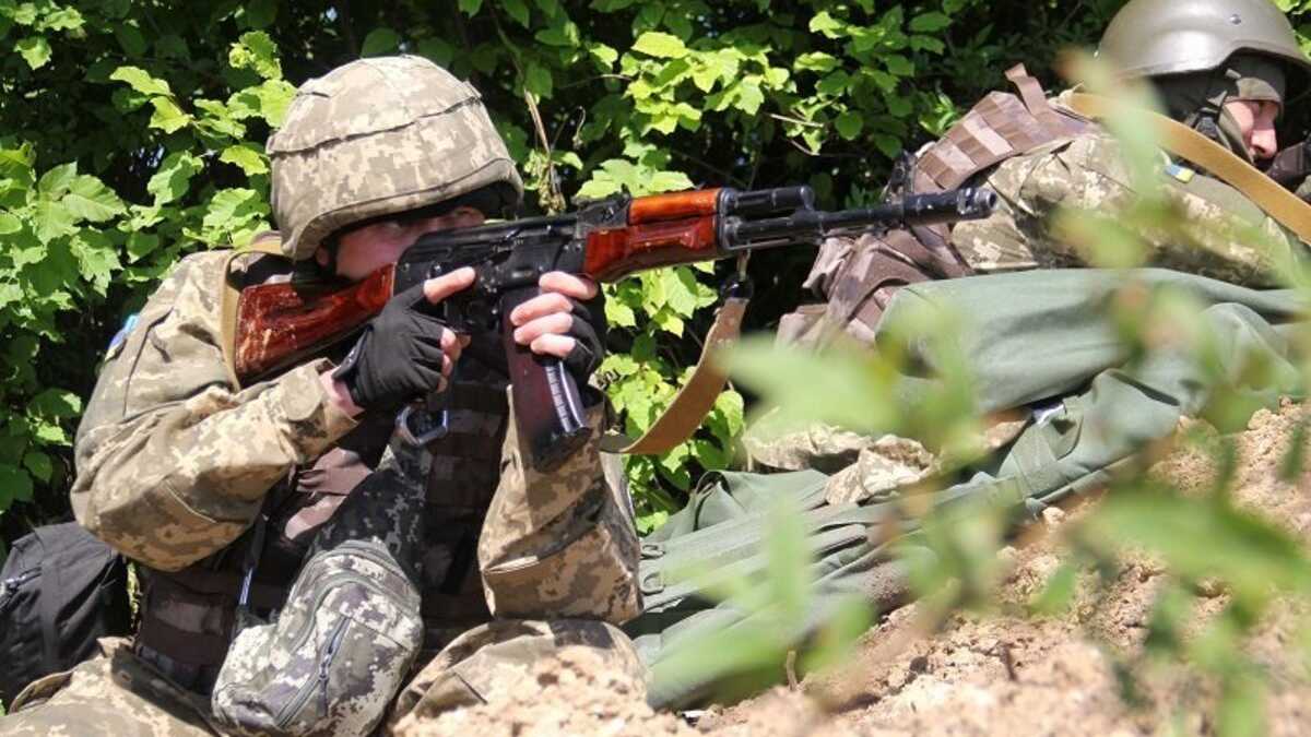 У зоні ООС ЗСУ знищили 38 одиниць ворожої техніки і відбили 9 атак