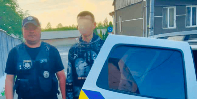 Гостював у друга на Буковині: поліціянти оперативно розшукали 17-річного прикарпатця (ФОТОФАКТ)