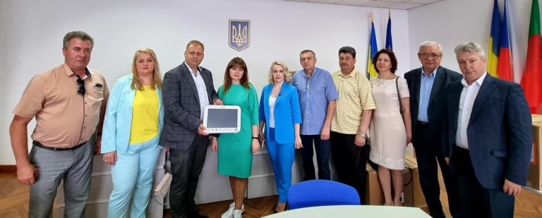 Десять лікарень області отримали сучасні монітори пацієнта