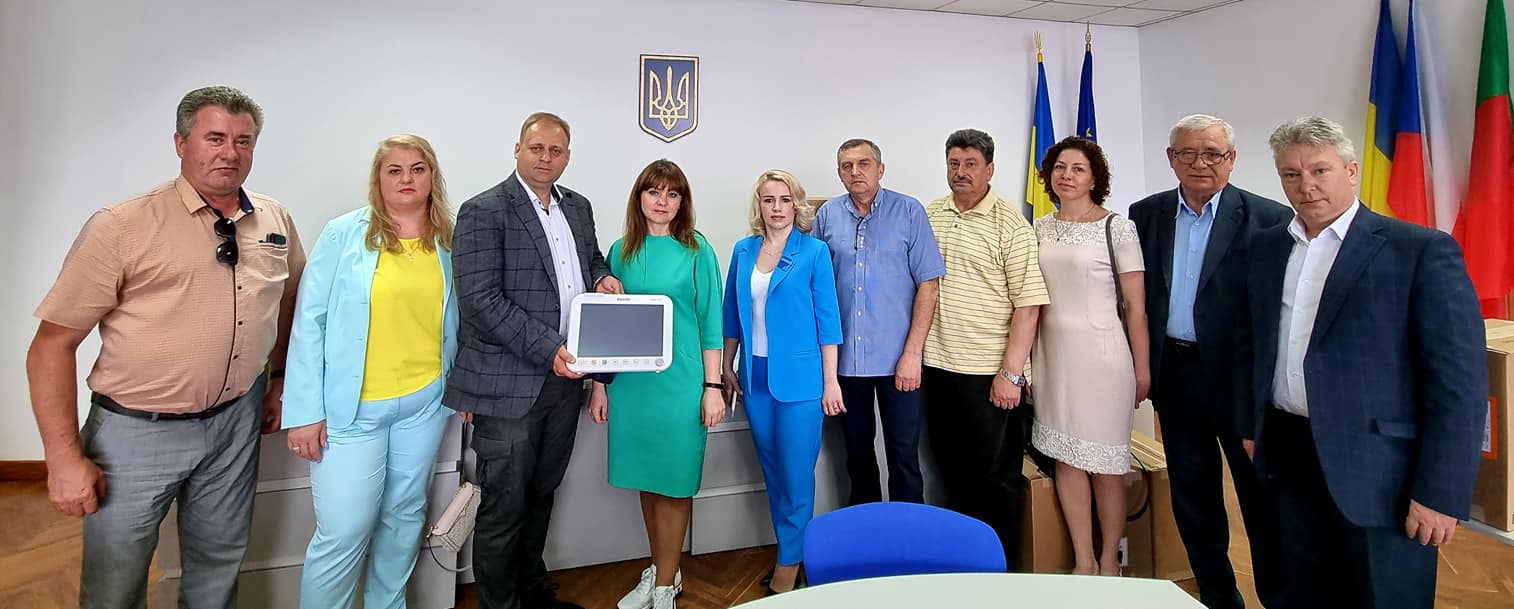 Десять лікарень області отримали сучасні монітори пацієнта