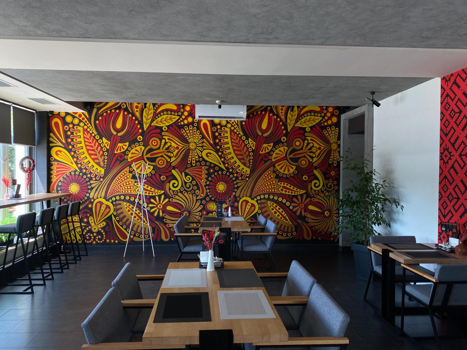 Ok Cafe – українські традиції та європейська подача: новий заклад в Івано-Франківську