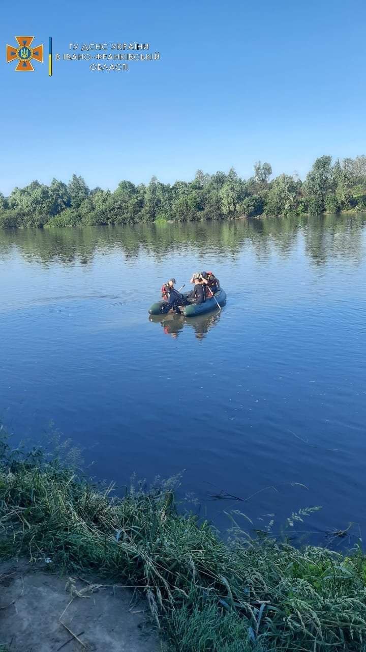 У Дністрі втопився чоловік: його тіло знайшли через два дні (ФОТО)