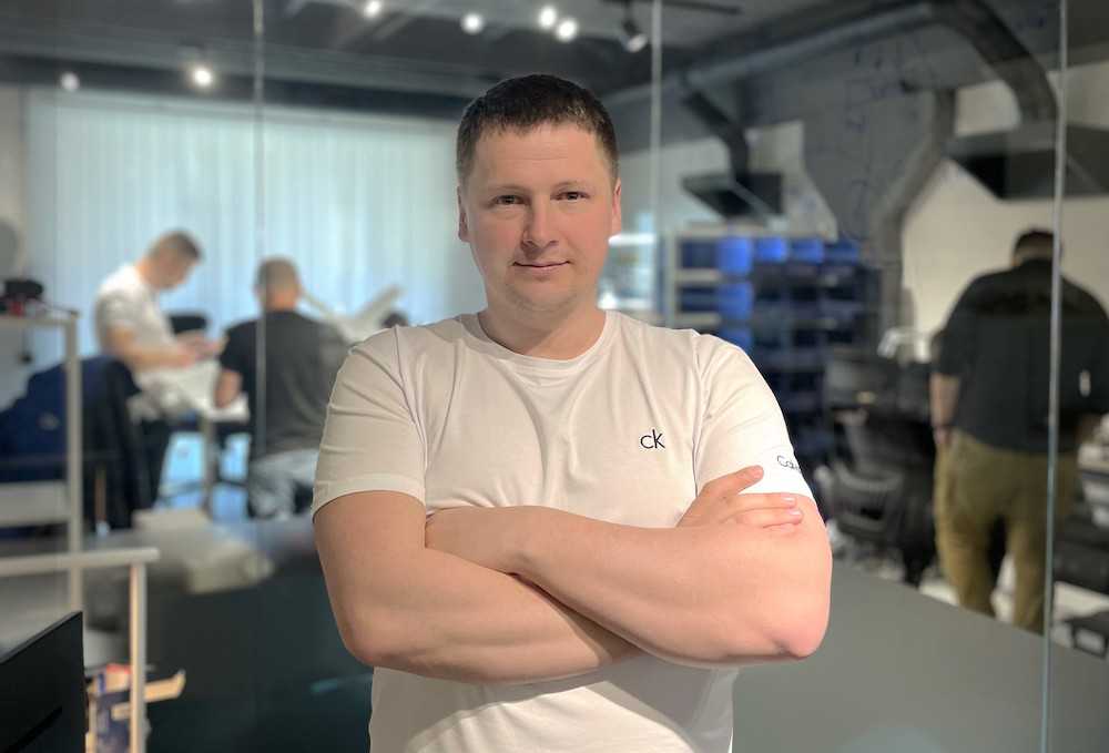 «Пташки, які дають точні дані на фронті»: – директор українського виробника дронів для аграріїв розповів, як вони зараз «літають» на фронті (ВІДЕО)
