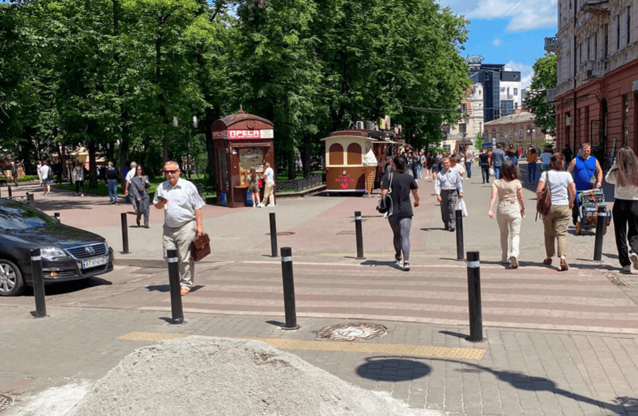 Частину вулиці Грушевського перекриють на два дні через ремонтні роботи (СХЕМА)