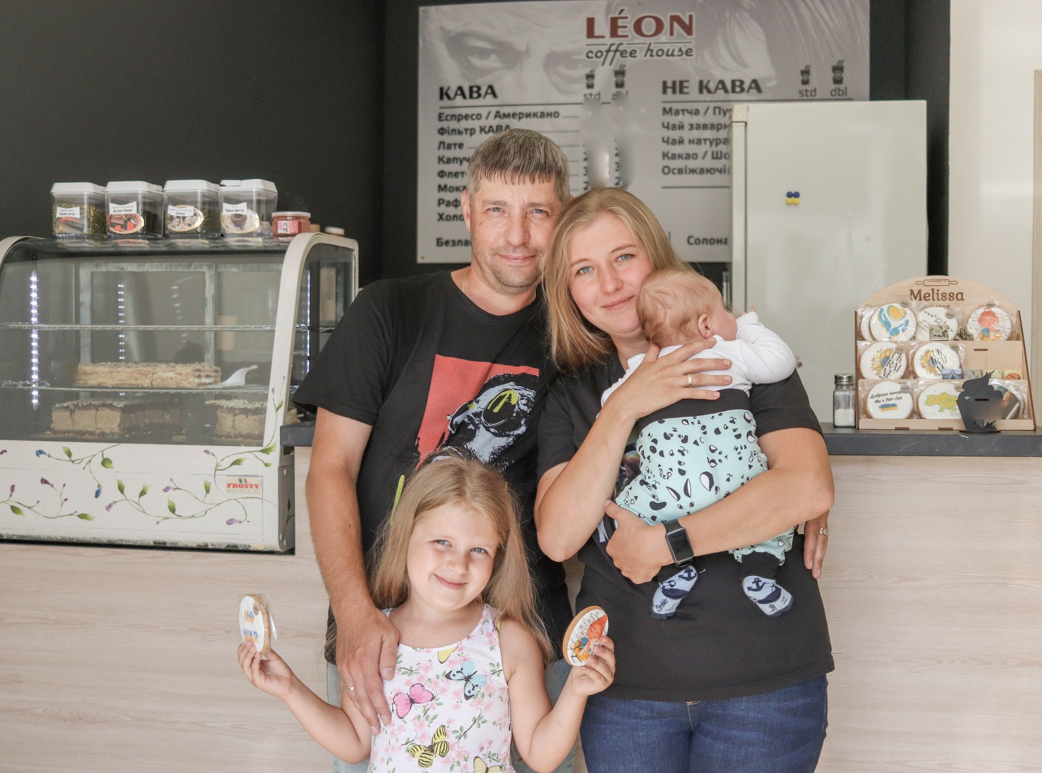 Родина переселенців з Києва відкривають кавʼярню в Калуші (ФОТО)