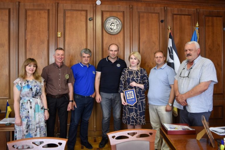 У Польщі для франківського центру служби крові готують спецмашину за 200 тисяч доларів