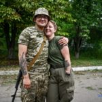 молоде подружжя з Франківська служить на Запоріжжі