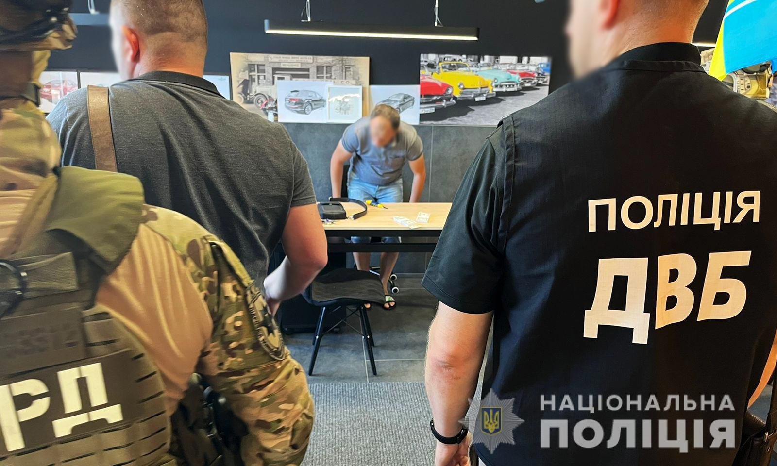 На Прикарпатті “благодійники” продавали автомобілі для ЗСУ (ФОТО)