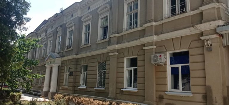 У Снятині будівля шпиталю кінця XIX стала обʼєктом культурної спадщини (ФОТО)