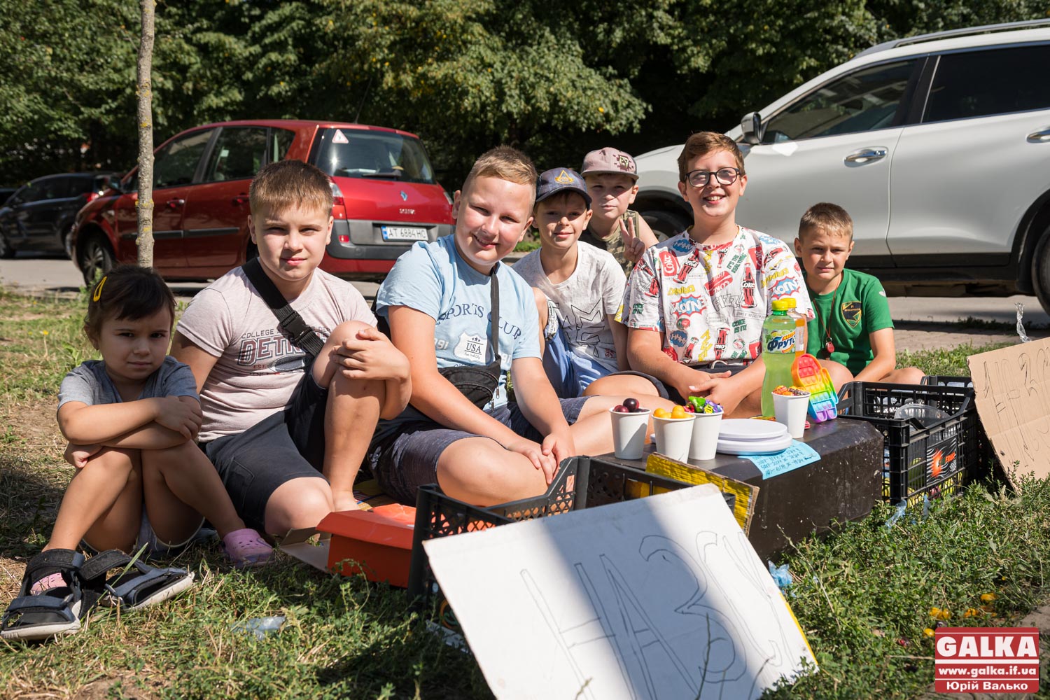 Підняли на аличці й чупа-чупсах 4,5 тис. грн: як юні франківці перемогу наближають (ФОТО)