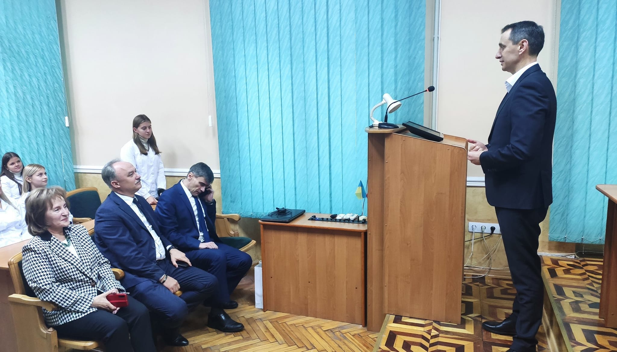 Провів лекцію для студентів: міністр охорони здоров’я Віктор Ляшко – у Франківську (ФОТО)