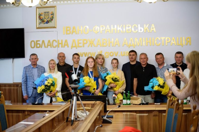 “Золото” і два “срібла” вибороли прикарпатські боксери на чемпіонаті Європи (ФОТО)