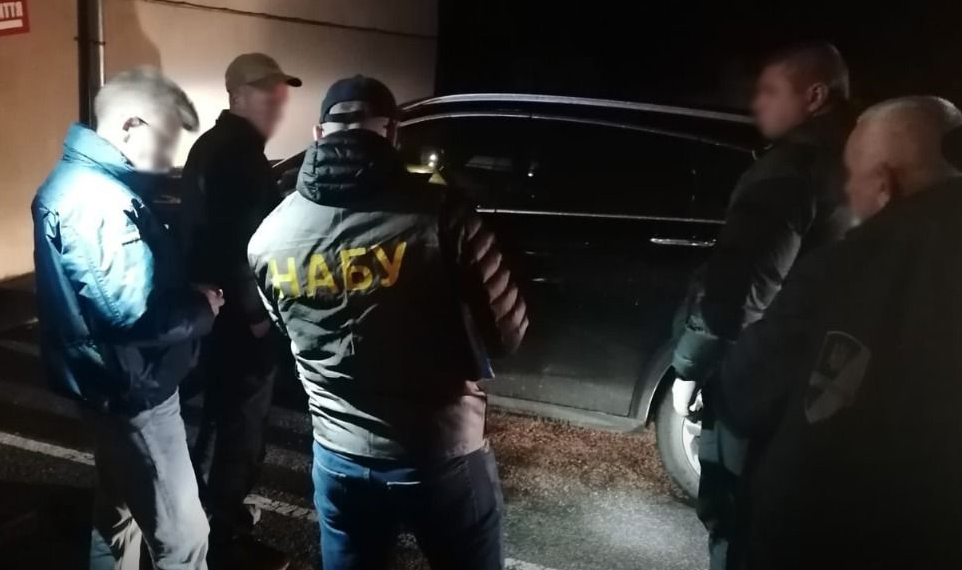 Прикарпатського суддю спіймали на хабарі (ФОТОФАКТ)