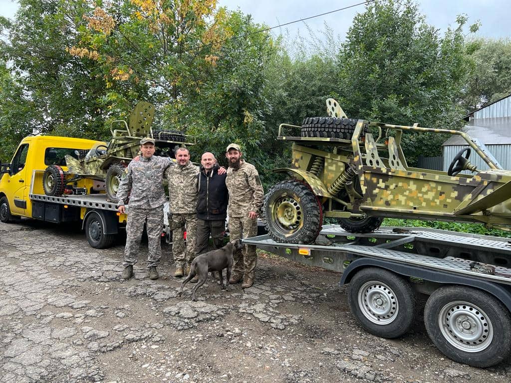 Прикарпатські лісівники придбали багі для військових-єгерів (ФОТО)