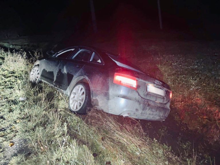П’яний надвірнянець вчинив ДТП і хотів “порішати” за 100 доларів: отримав ще більше проблем (ФОТО)