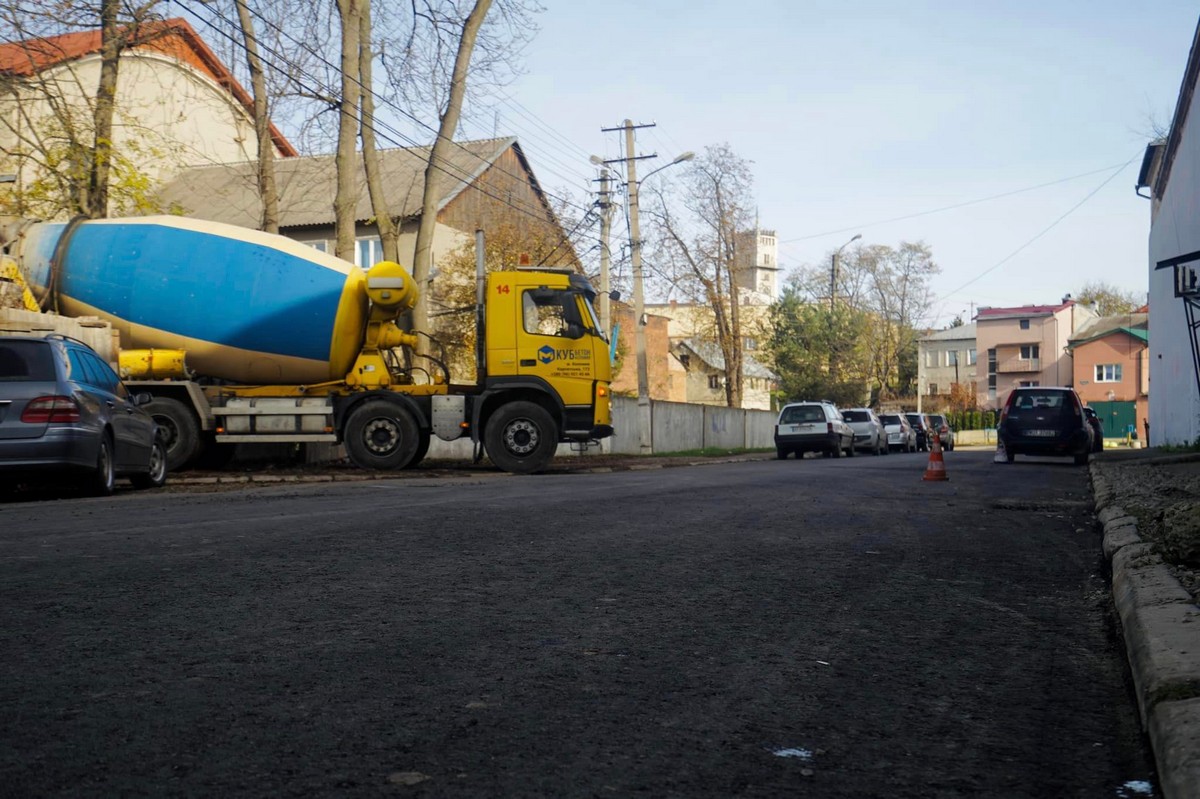 Дві центральні вулиці відремонтували у Коломиї (ФОТО)