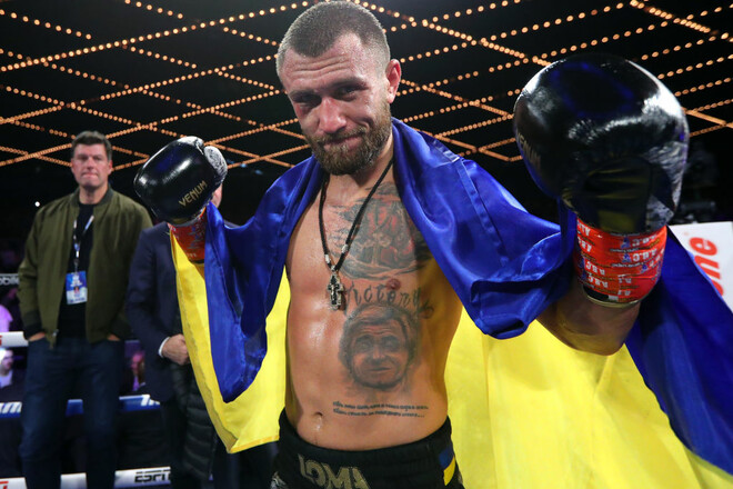 Боксер Ломаченко переміг американця Ортіса: бій тривав 12 раундів