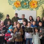 діти передали військовим головні убори