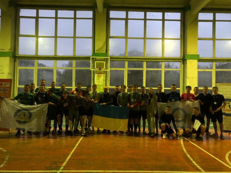 На благодійному турнірі з мініфутболу в ПНУ зібрали 30 тисяч для військових (ФОТО)