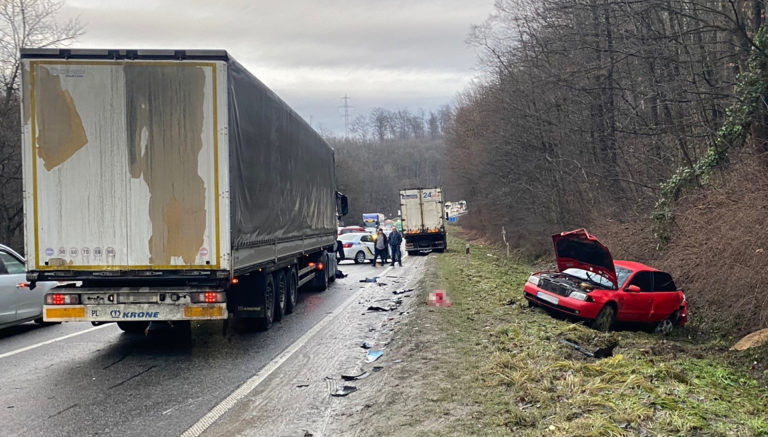 В аварії неподалік Львова загинув водій з Прикарпаття (ФОТО)