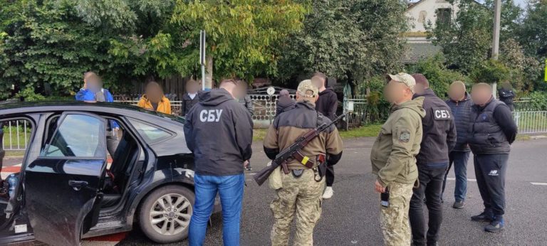 У Франківську судитимуть ділків, які за $6000 переправляли ухилянтів за кордон