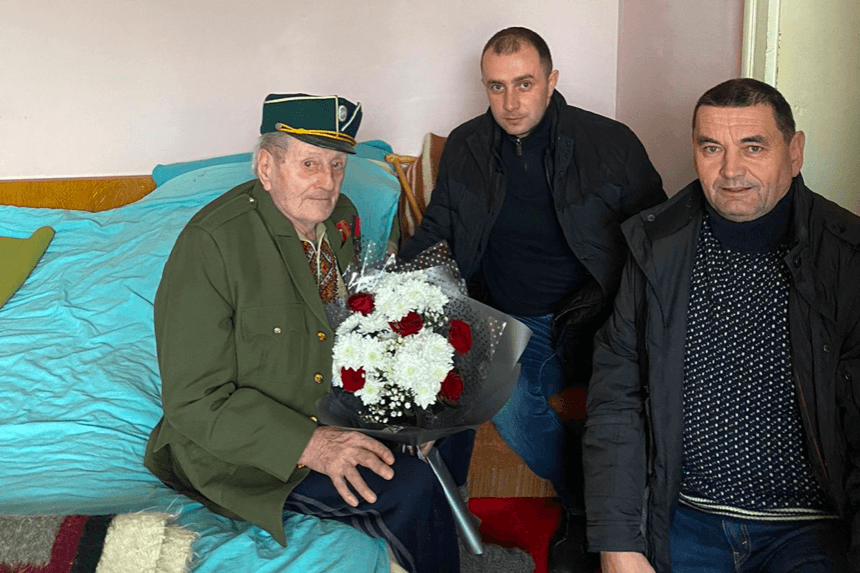 Член УПА Микола Негрич з Делятина відсвяткував 93-річчя (ФОТО)