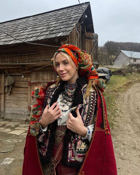 Як Леся Нікітюк зустріла Різдво у Косові на Прикарпатті (ФОТО)