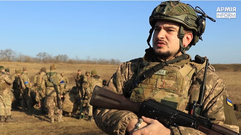 Як бійці ТрО ЗСУ з Прикарпаття тренуються на Запоріжжі (ФОТО, ВІДЕО)