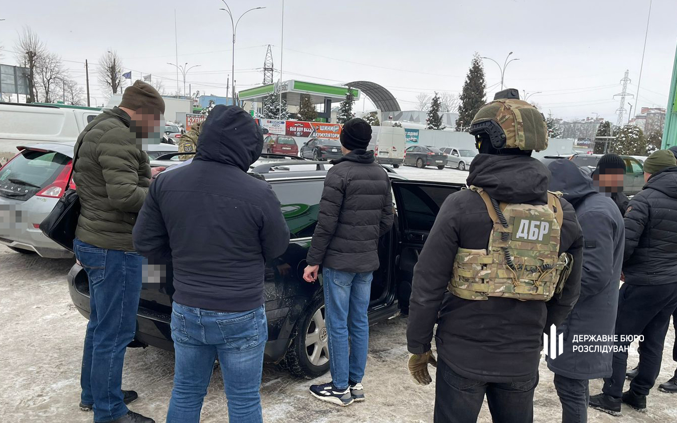 На Прикарпатті викрили мережу нарколабораторій з обігом у 10 млн грн (ФОТО)