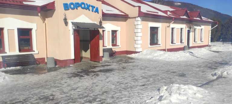 На вокзалі у Ворохті вкрали обігрівач. Через це не працює туалет, бо замерзла вода